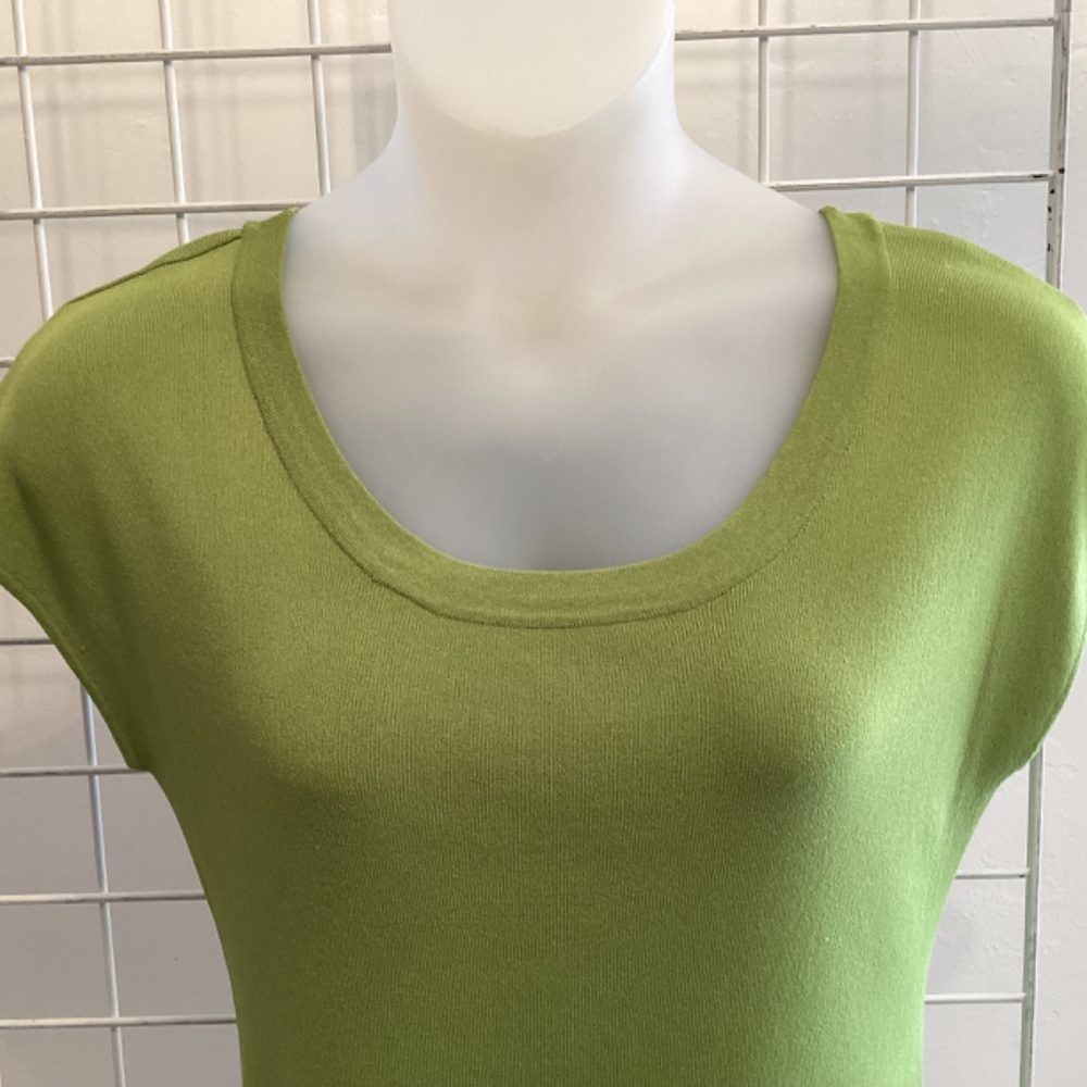 Chico’s Round Neck Top Green Size 3 - Picture 2 of 7